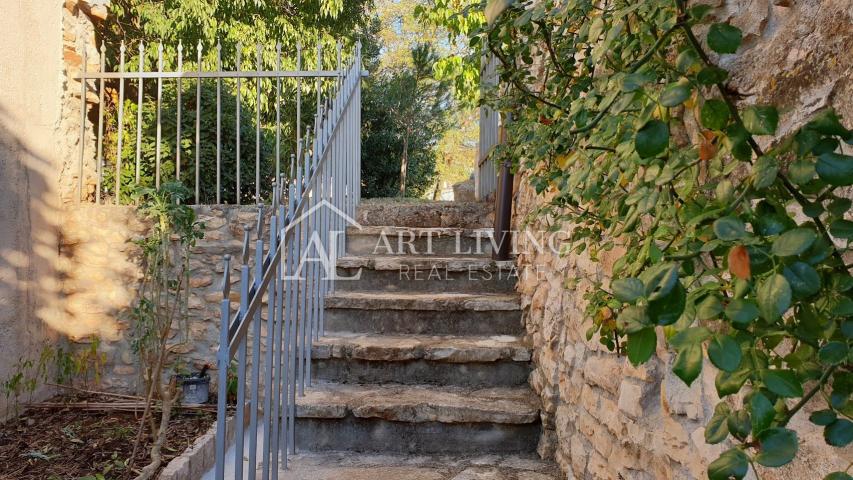 Istrien, Poreč, Umgebung - charmantes renoviertes autochthones istrisches Haus mit Baugrundstück