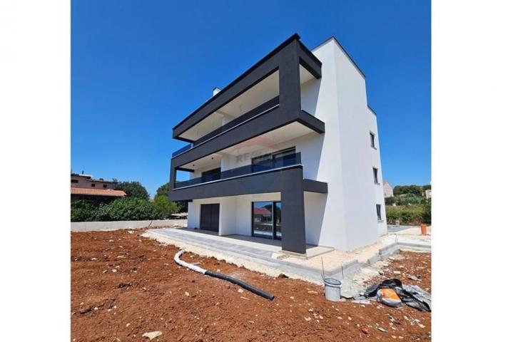 Flat Bibinje, 67,66m2