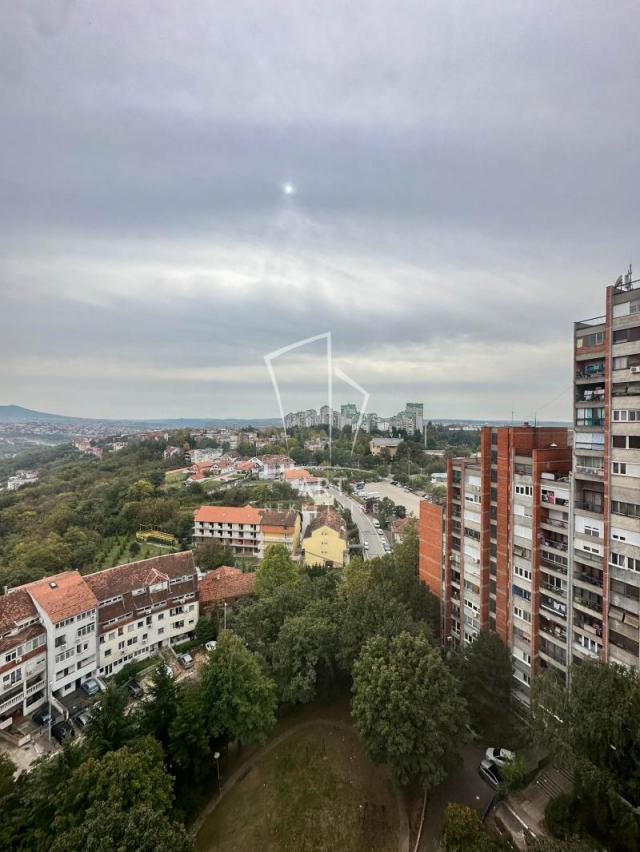 Vidikovac, Patrijarha Joanikija, 77m2+terase 20m2 ID#6347