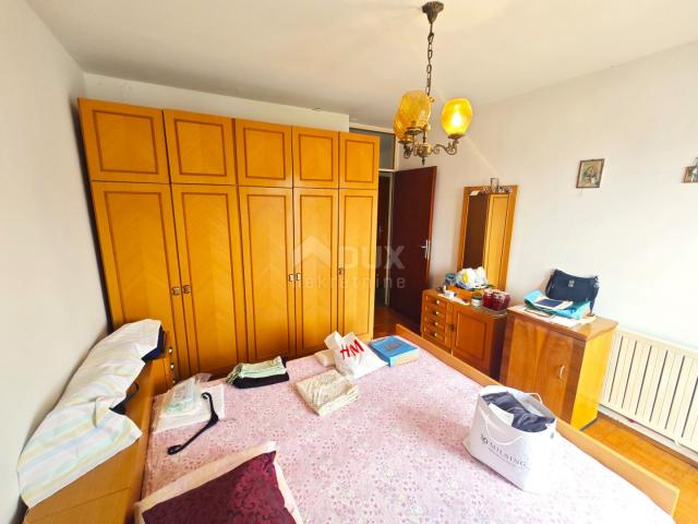 RIJEKA, D. ZAMET - 2 bedrooms, 70 m2, sea view!