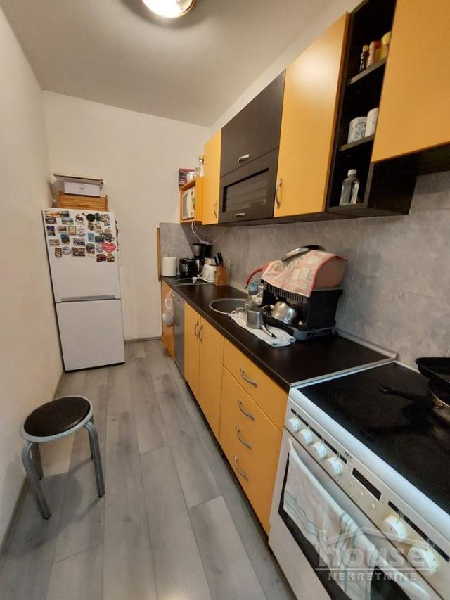 Stan NOVI SAD, AVIJACIJA, kv: 59, € 106000, ID: 1062003