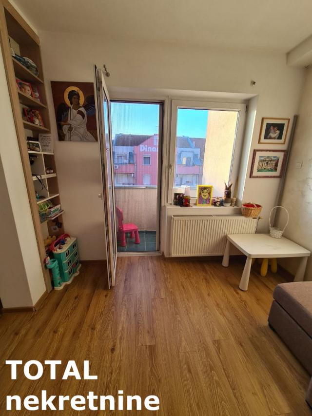 3 Trosoban stan NOVI SAD, 156350€