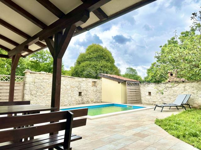 ISTRIA, TINJAN - NEW! Renovated Istrian house with swimming pool