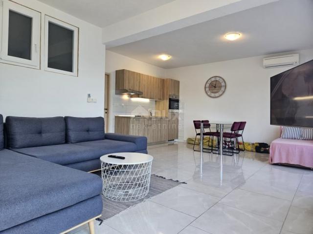 CRIKVENICA, DRAMALJ - nice one-room apartment with a terrace