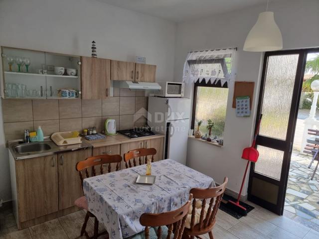 OTOK KRK, MALINSKA - Apartman 2S+DB, 2 parkinga, 200 m od mora