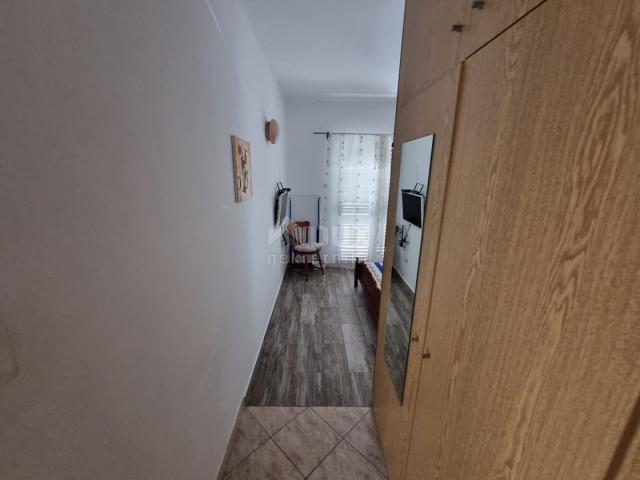 OTOK KRK, MALINSKA - Apartman 2S+DB, 2 parkinga, 200 m od mora