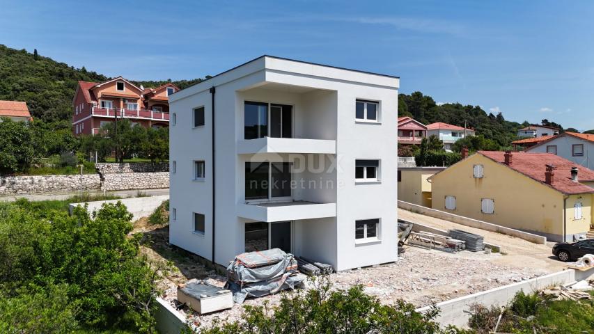 RAB ISLAND, KAMPOR - New construction, 2nd floor, 2 bedrooms + 2 parking spaces