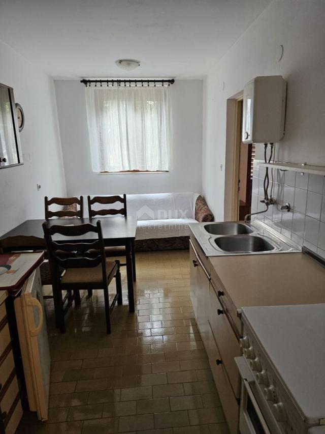 CRIKVENICA - 1 bedroom apartment in a great location, 200 m from the sea