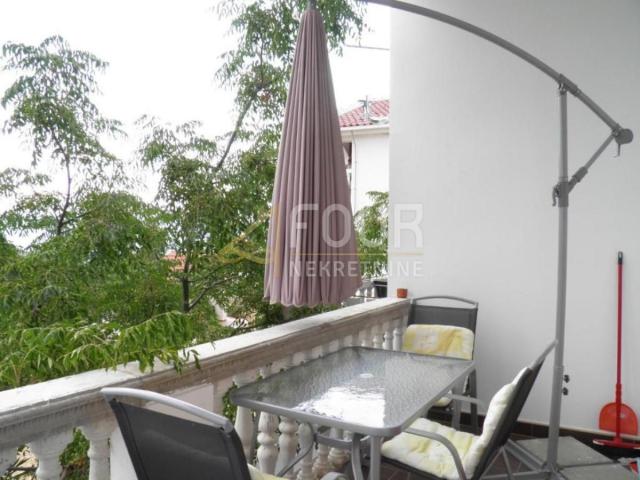 Flat Maslenica, Jasenice, 98,75m2