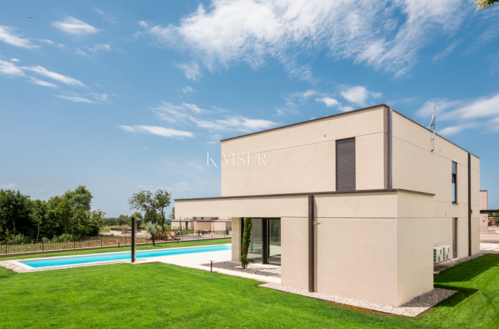 Istrien - Poreč, Luxusvilla mit Sauna und Meerblick