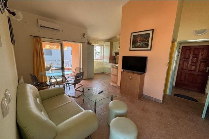 APARTMAN UZ MORE  - PRIVLAKA