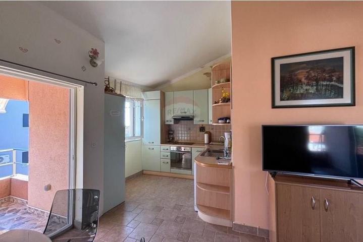 APARTMAN UZ MORE  - PRIVLAKA