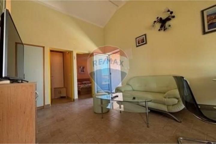 APARTMAN UZ MORE  - PRIVLAKA