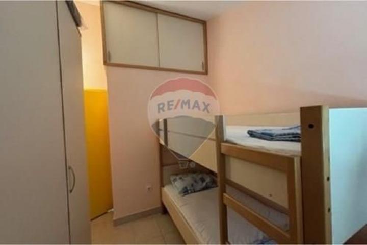 APARTMAN UZ MORE  - PRIVLAKA