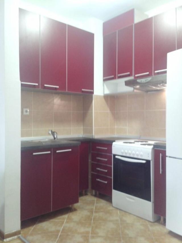 Vukov spomenik dvosoban, novogradnja, renoviran, moderno namešten 550€