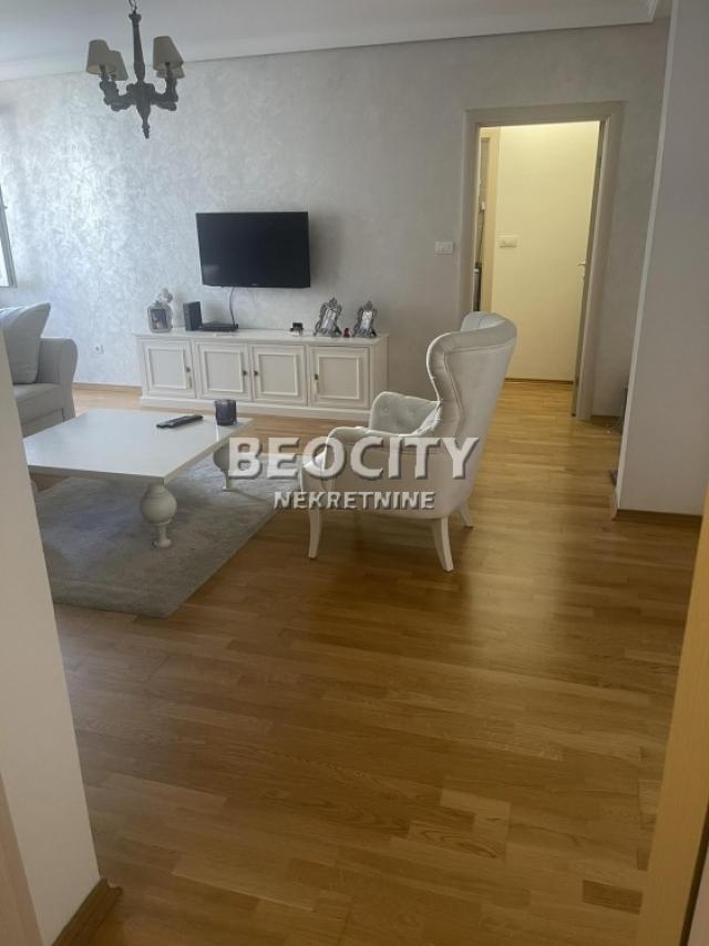 Novi Sad, Centar, Petra Drapšina, 2. 0, 54m2, 750EUR