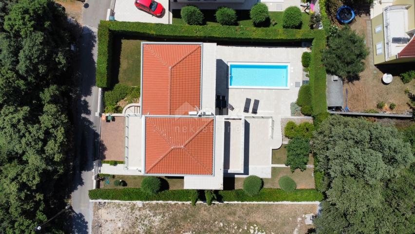 ZADAR, KOŽINO - Beautiful villa with a pool 100 m from the sea