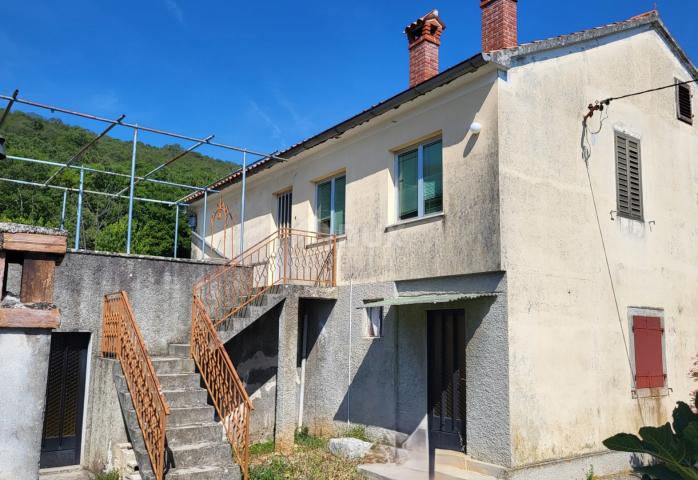 ISTRIEN, LABIN - Einfamilienhaus zur Anpassung mit Meerblick