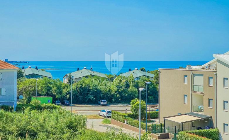 Exklusiv! Umag, Zambratija, Wohnung mit Meerblick und Garage, 300 m vom Meer entfernt