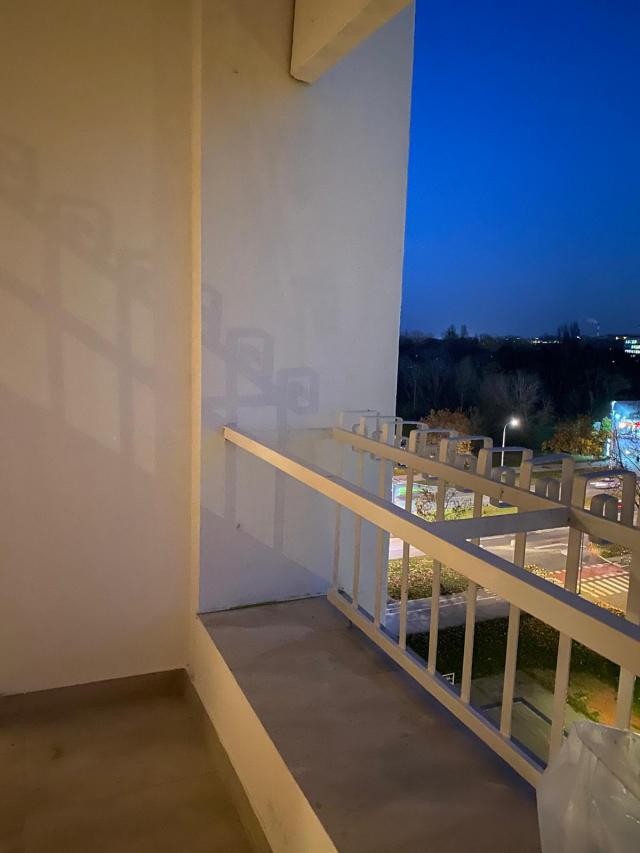 NOVI BEOGRAD BLOK 30 92m2 , L , 319000e