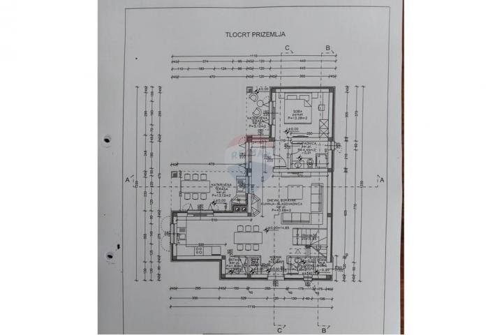 PREKRASNA LUKSUZNA VILA - NOVALJA