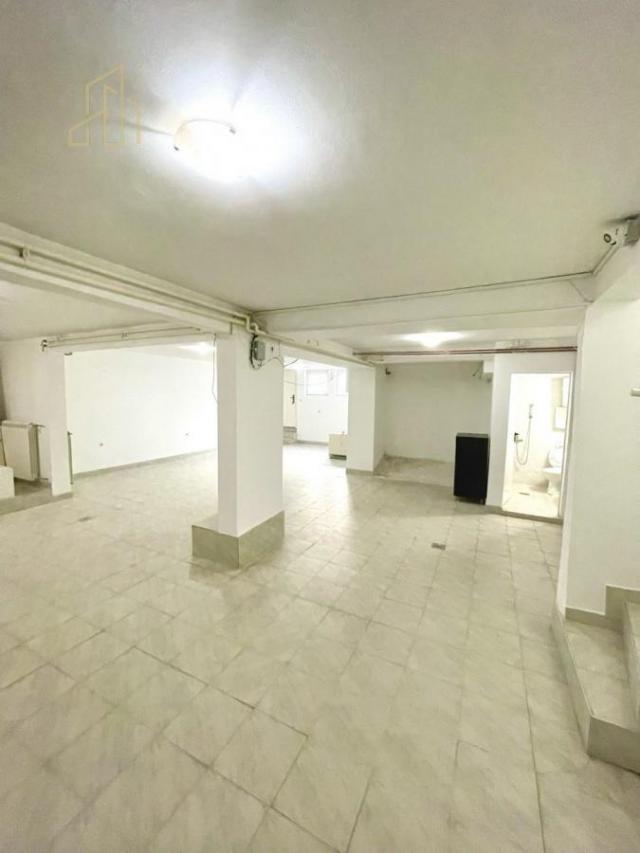 Kuća za izdavanje, 240m2 - Bežanijska kosa