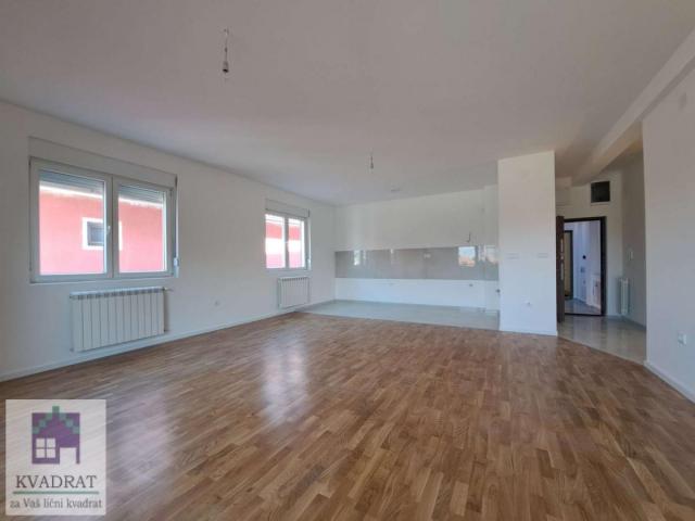 Trosoban stan 107 m², I sprat, Obrenovac, Rvati - 170 000 € (GARAŽNO MESTO) (POVRAT PDV-a)