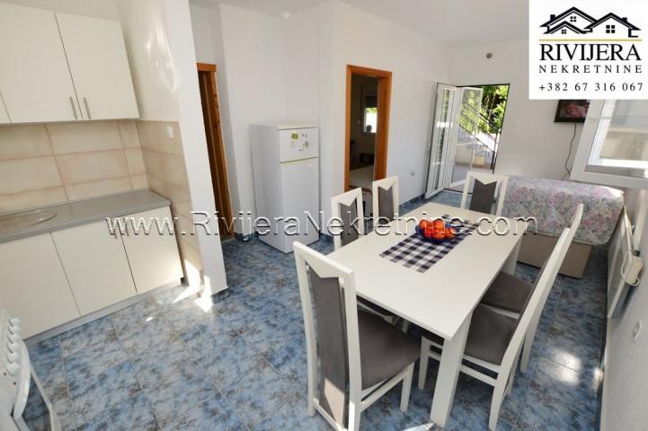 Holiday house Herceg Novi Ratisevina