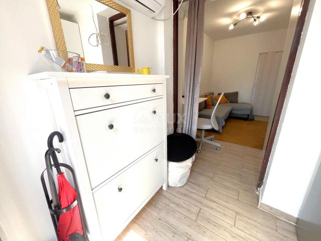 RIJEKA, ZENTRUM - Neu adaptiertes Studio-Apartment mit Parkplatz!