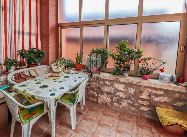 Opportunity! Apartment on the ground floor with a garden, first row to the sea!