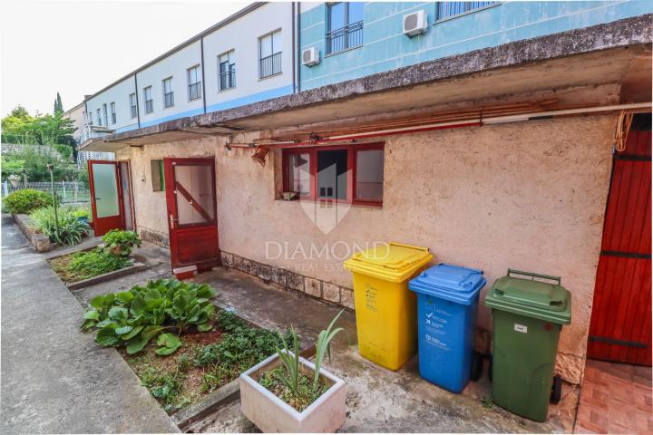 Gelegenheit! Wohnung im Erdgeschoss mit Garten, erste Reihe zum Meer!