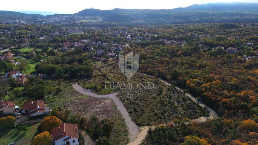 Labin, excellent building land near the city