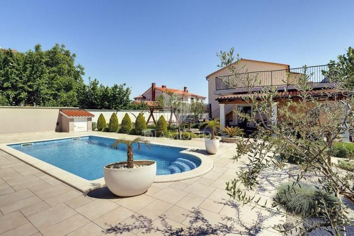 Beautiful holiday home with pool in Medulin!