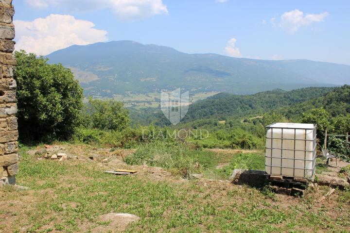 Cerovlje, kamena kuća sa panoramskim pogledom