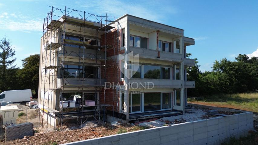 Žminj, two-room apartment on the ground floor of a new building