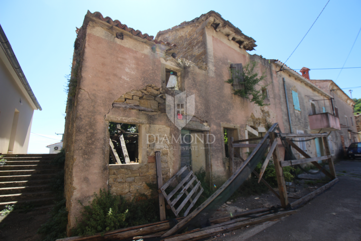 Central Istria, Pazin, house for adaptation