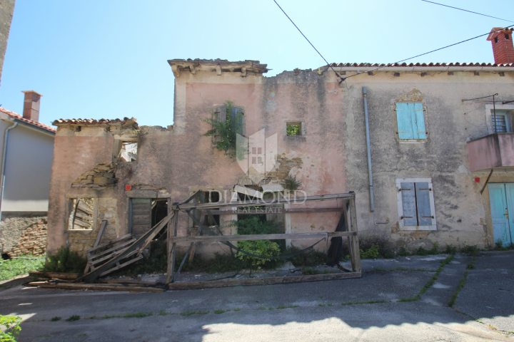 Zentralistrien, Pazin, Anpassungshaus