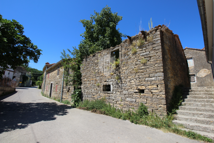 Centralna Istra, Pazin, kuća za adaptaciju