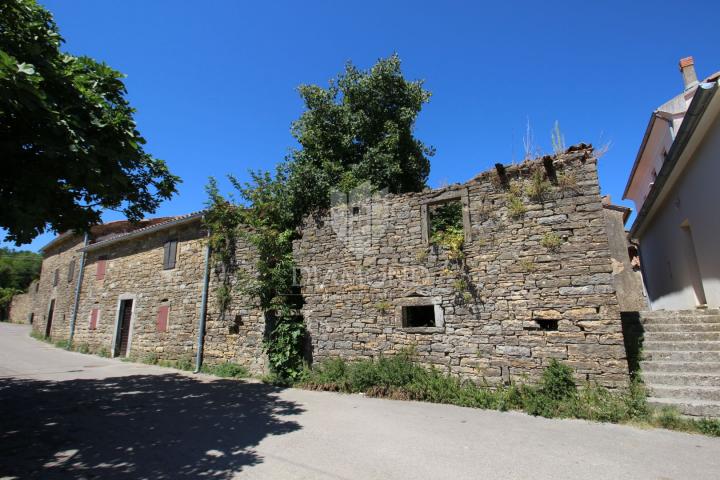 Central Istria, Pazin, house for adaptation