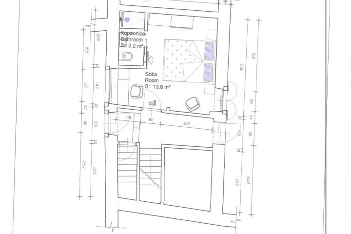 Istra, Rovinj, novoadaptiran stan NKP 42. 50m2 i studio NKP 16m2 u centru grada