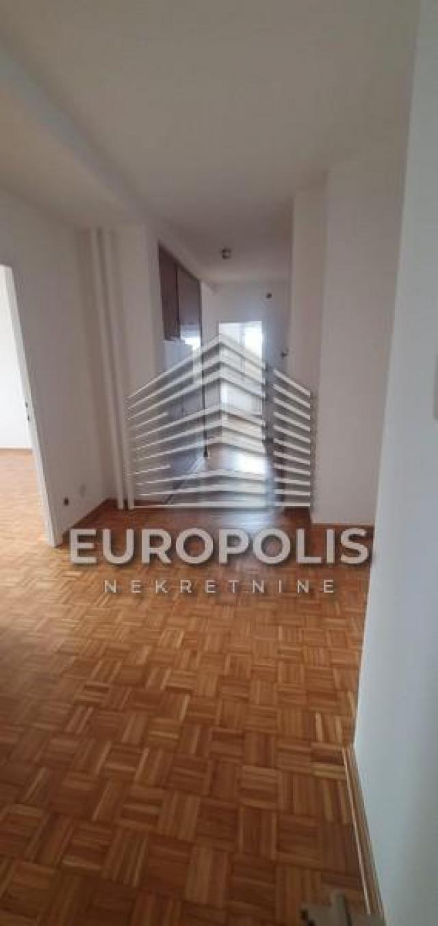 Bulevar Mihajla Pupina, Blok 30, Novi Beograd ID#5944