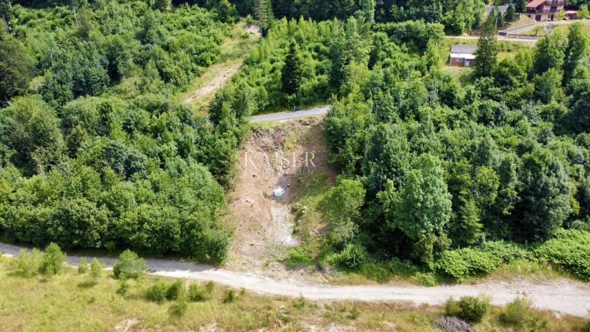 Fužine – Unique building plot with a view of the lake