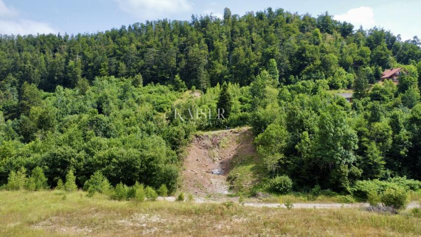 Fužine – Unique building plot with a view of the lake