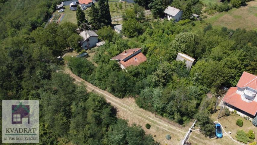 Kuća 250m2, 20 ari, Draževac – 70. 000e