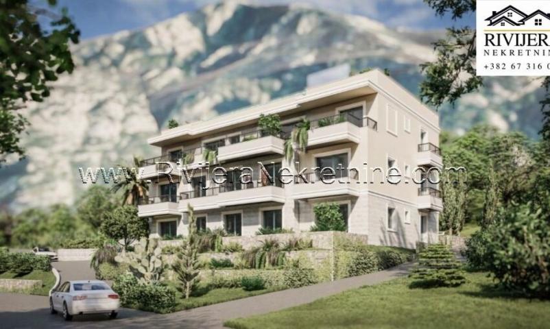 For sale luxury three-bedroom apartment with a pool in Dobrota Kotor