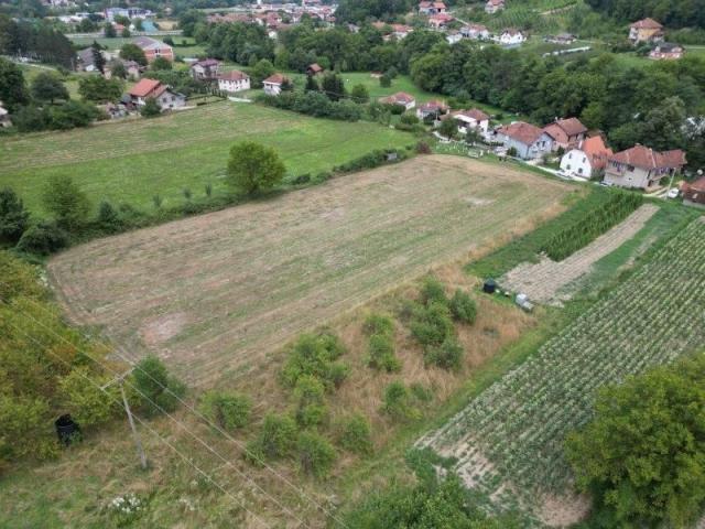 Prodaje se polj. i građevinsko zemljište 2042 m2, Ratajska, Prijepolje