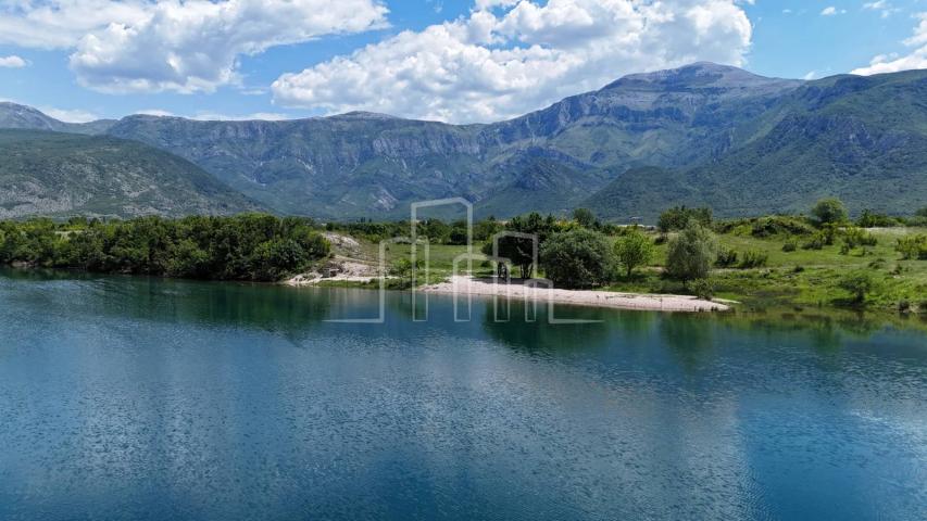 Land Mostar grad, Mostar, 2.750m2