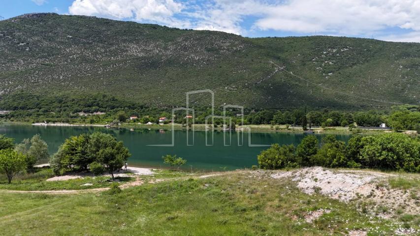 Land Mostar grad, Mostar, 2.750m2