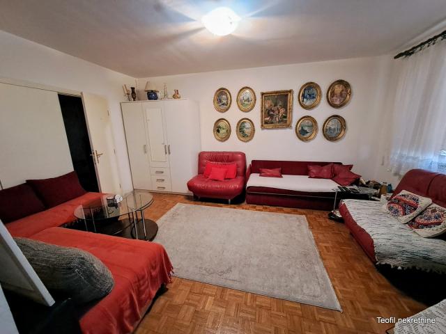 NOVI BEOGRAD BEŽANIJSKA KOSA II 86m2 , (T) , 215000e