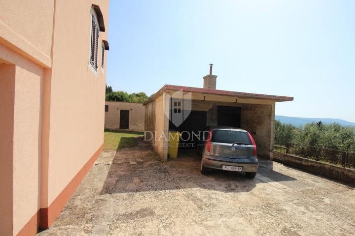 Barban, Umgebung, Haus mit freiem Blick auf das Meer